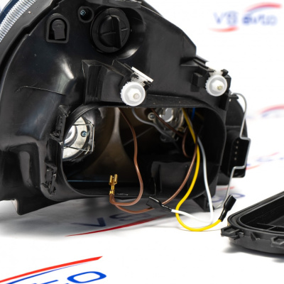 Фары передние Лада Приора (черная подложка)