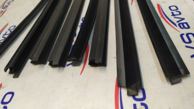 Бархотки стекла внутренние + наружные ВАЗ 2111