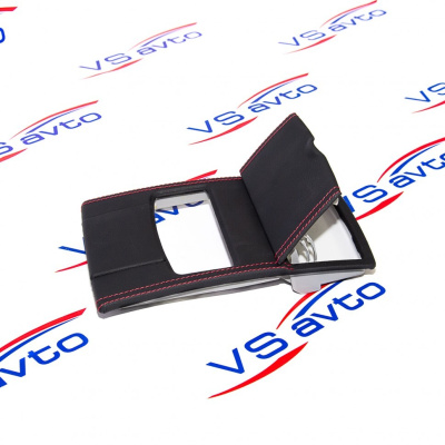 Корпус контейнера обивки крыши салона обшитый экокожей с цветной прострочкой Лада Приора