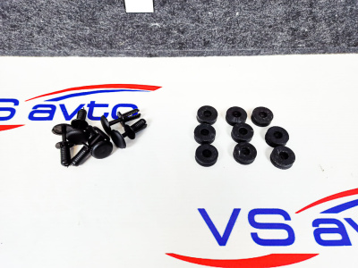 Обивка капота ВАЗ 2121, 21213, 21214, 2131, Urban (с крепежом в комплекте)