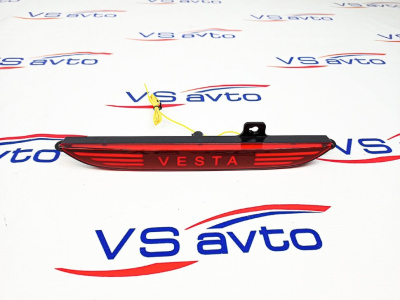 ПТФ в задний бампер (режим габарита) Лада Веста