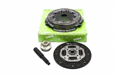 Комплект сцепления (корзина+диск+выжимной) 21233 Шевроле Нива (21233160100000)