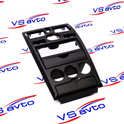 Центральная консоль матовая (черная) 1DIN Лада Приора (дорейсталинг)