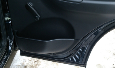 Карманы на задние двери Шевроле Нива