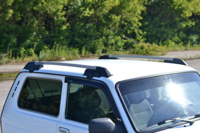 Рейлинги "Усиленные" (серебристые) с поперечинами (профиль 1,35) / LADA 4x4 2121 c 1993-/ LADA 4x4 URBAN с 2015- (LNI-93-551614.46)