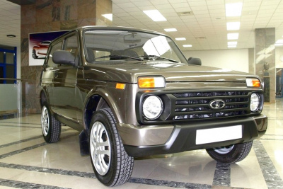 Передний бампер Нива Urban "Razor" с усилителем