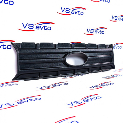 Заглушка решетки радиатора Нива Urban