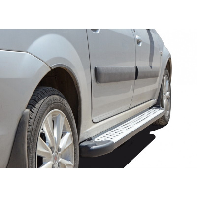 Пороги «Бумер 1» алюминиевые с резинкой Лада Ларгус (арт. 1421)