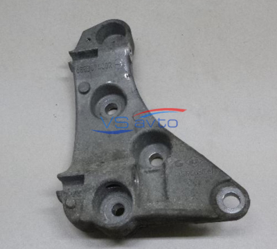 Кронштейн крепления навесного оборудования (8 кл. двигатель) Лада Ларгус