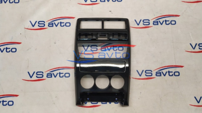 Центральная консоль Лада Приора (рейсталинг)