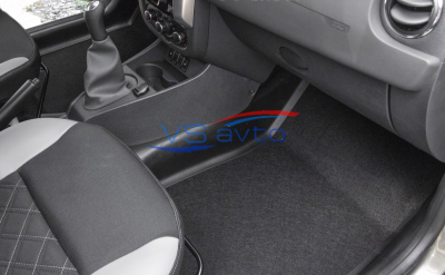 Накладки на ковролин тоннельные передние Лада Ларгус 5/7 мест (2021 -)