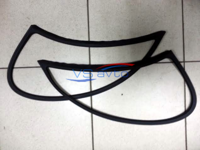 Окантовки задних боковых стёкол Лада Гранта